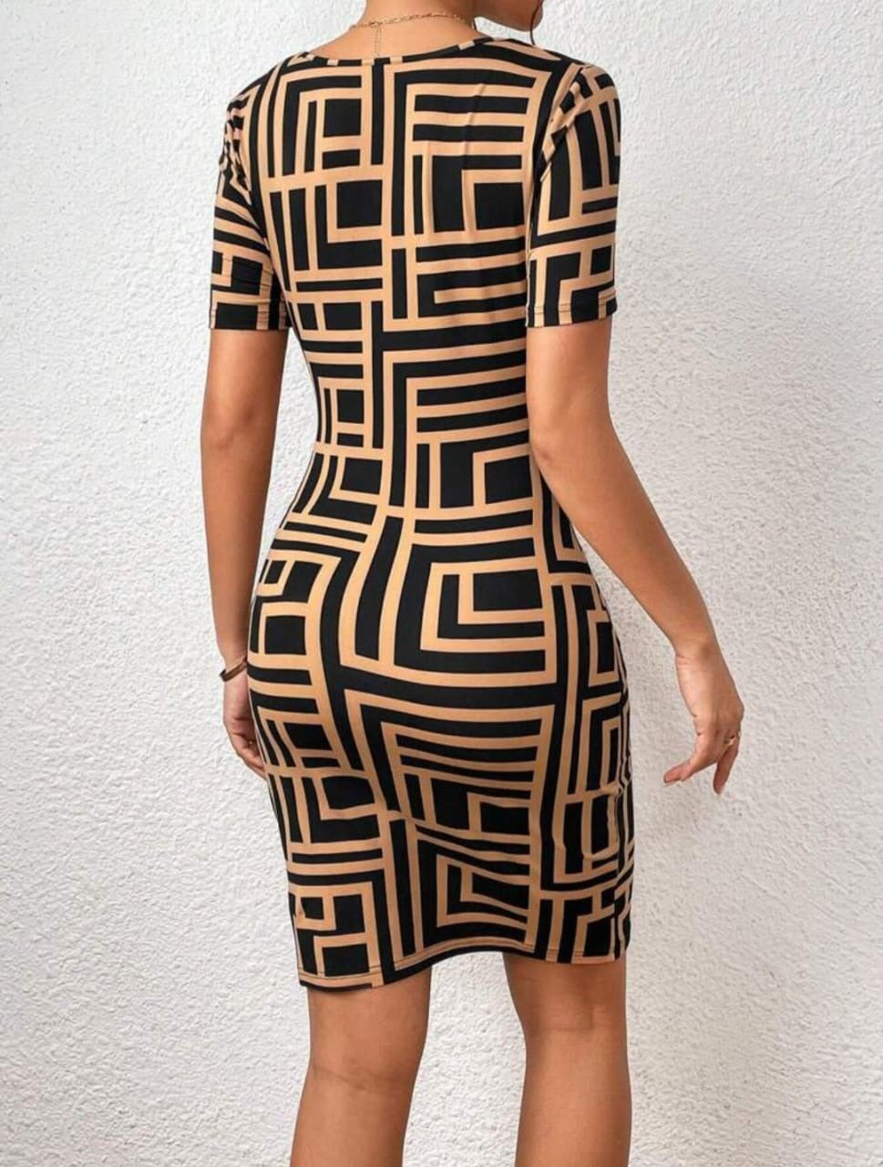 Geo Print Sweetheart Neck Bodycon Dress