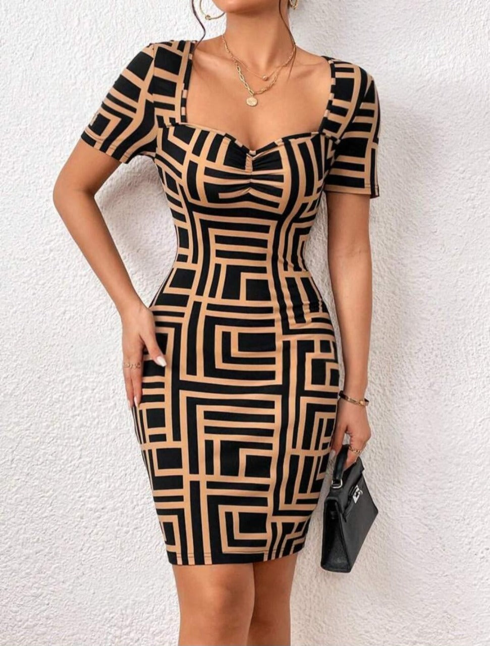 Geo Print Sweetheart Neck Bodycon Dress