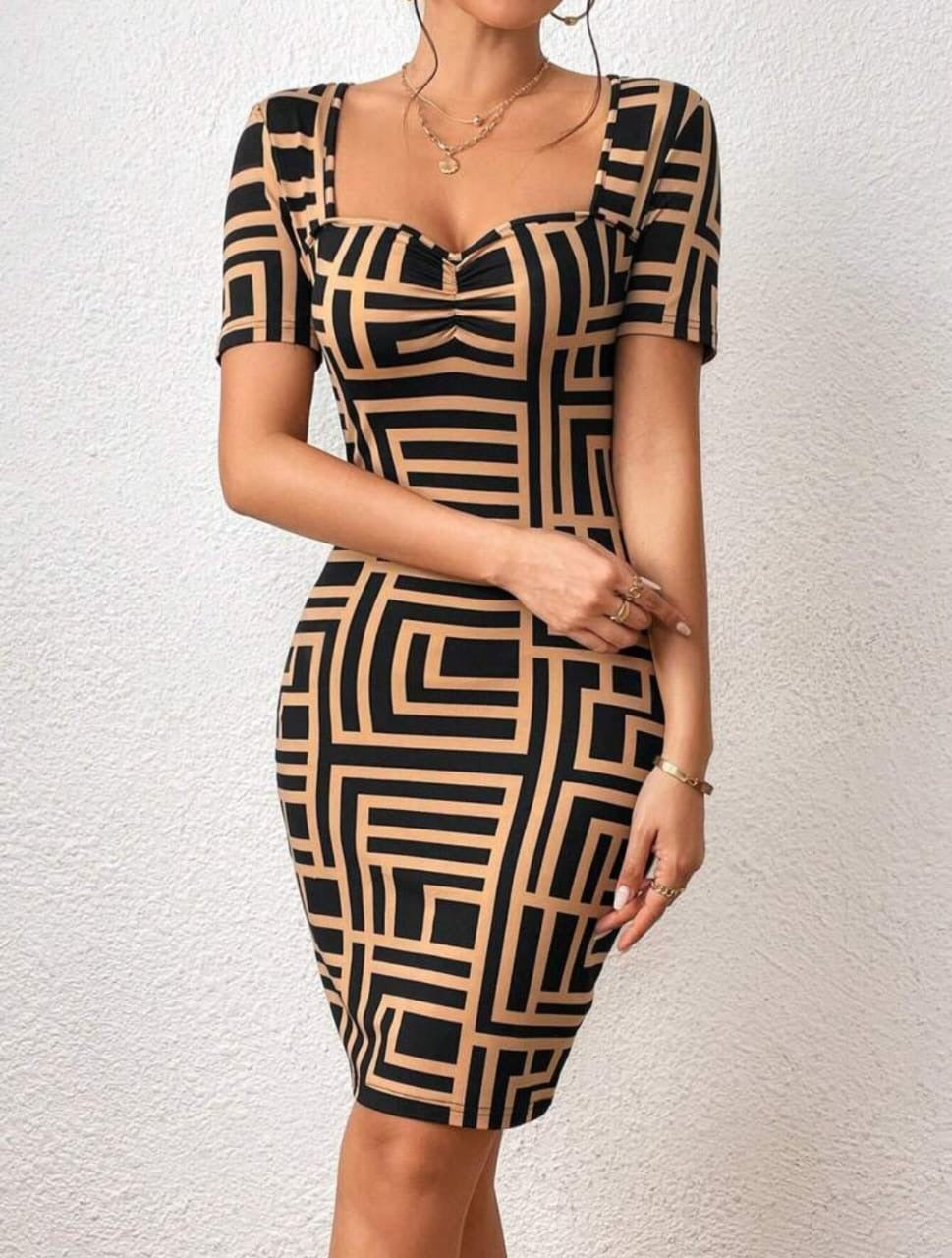 Geo Print Sweetheart Neck Bodycon Dress