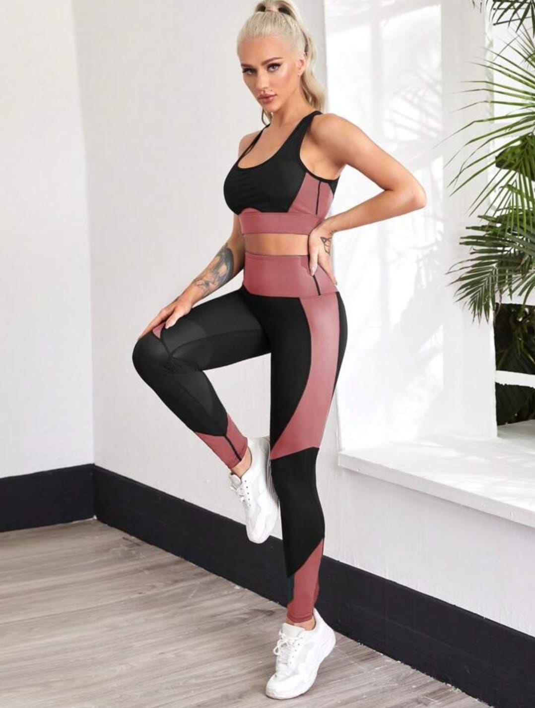 Two Tone Criss Cross Back Sports Set