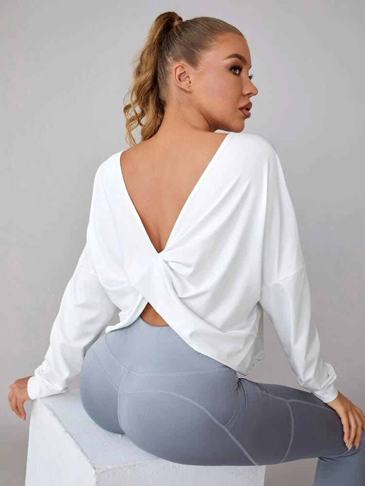 Solid Twist Back Knot Front Sports Tee