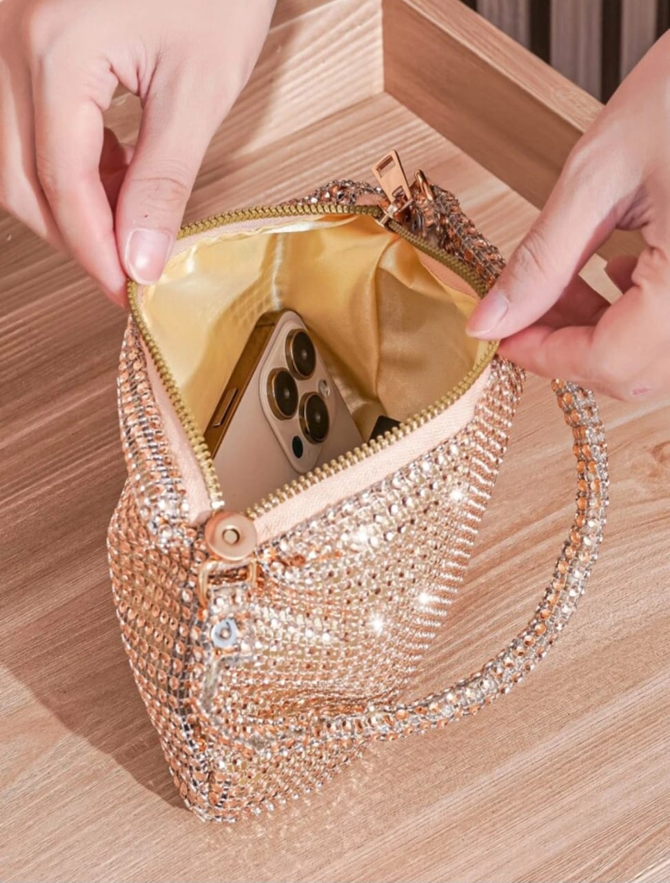 Mini Rhinestone Decorated Clutch Bag