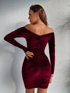 Ruched Sweetheart Neck Velvet Bodycon Dress freeshipping - Kendiee